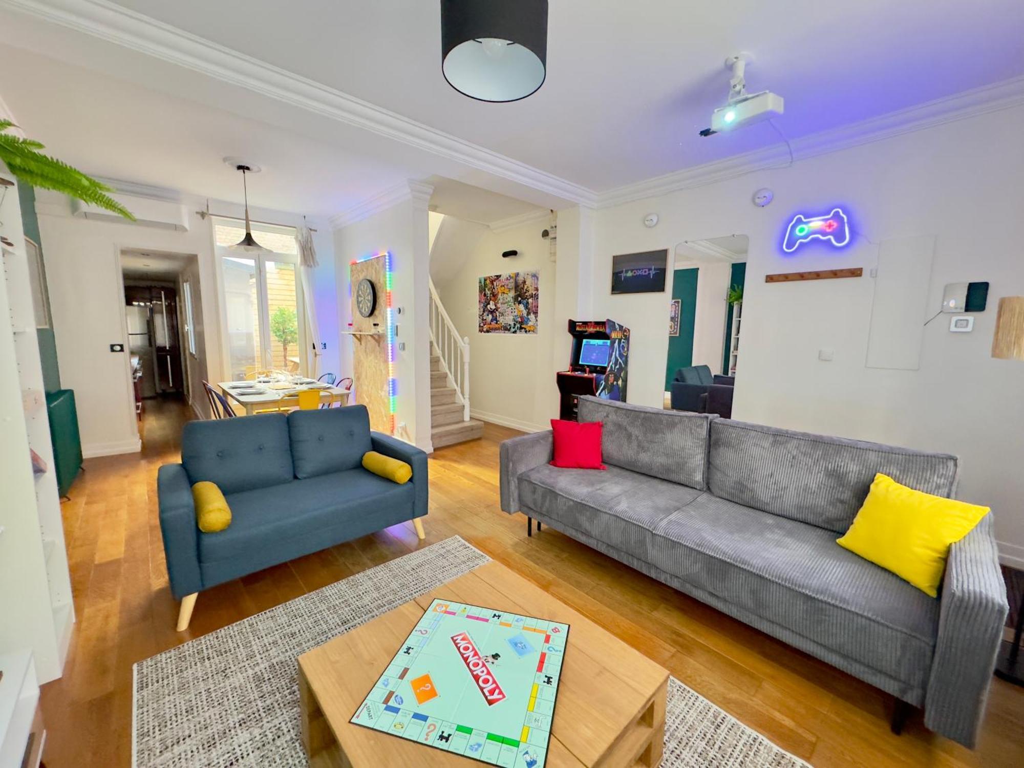 Maison 3Ch - Cinema - Game Room - Parking - Gare アミアン エクステリア 写真
