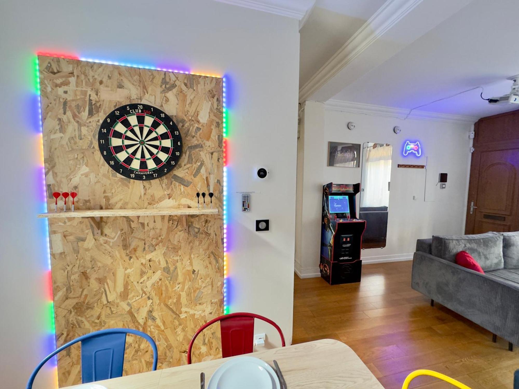 Maison 3Ch - Cinema - Game Room - Parking - Gare アミアン エクステリア 写真