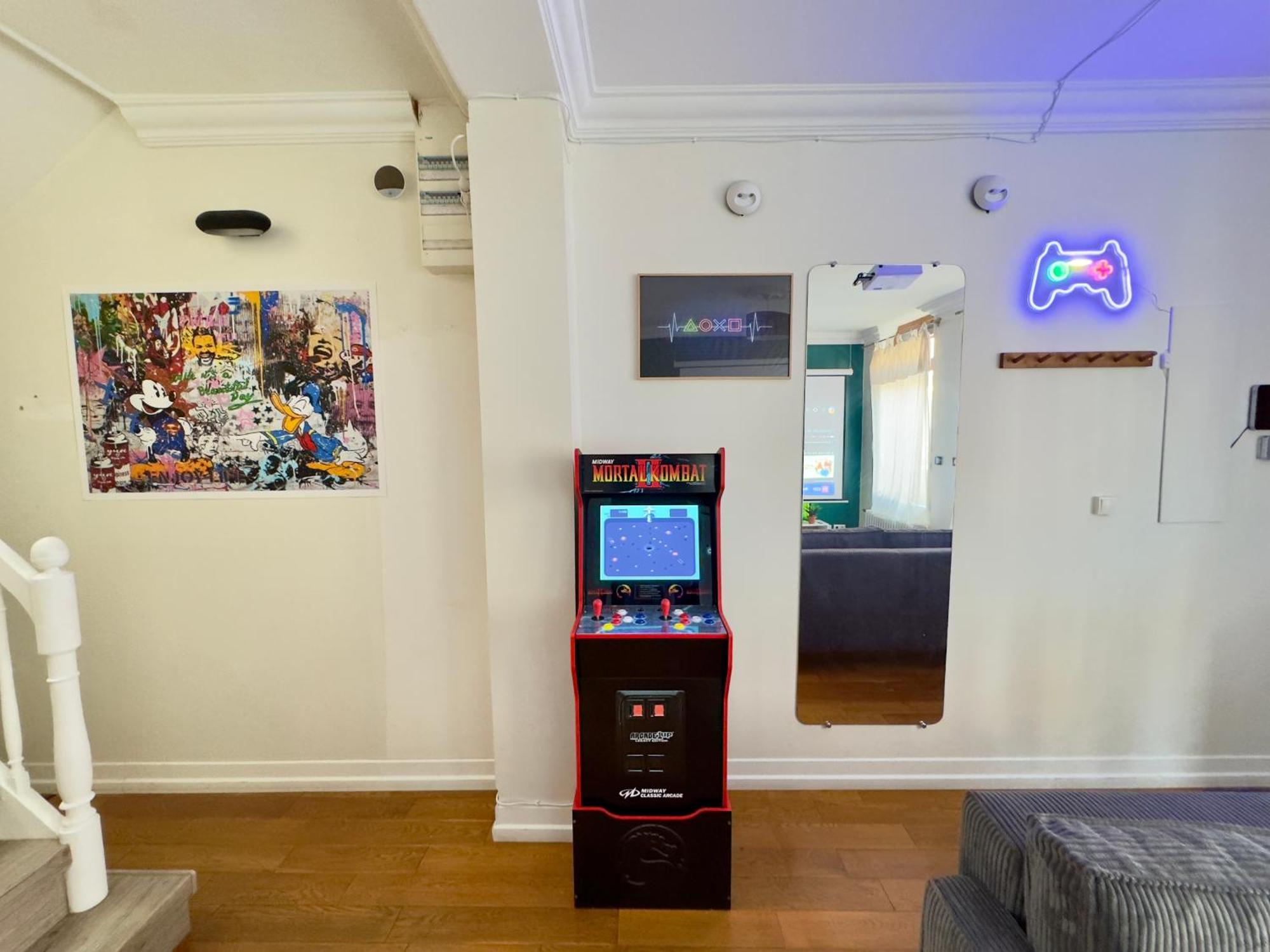 Maison 3Ch - Cinema - Game Room - Parking - Gare アミアン エクステリア 写真