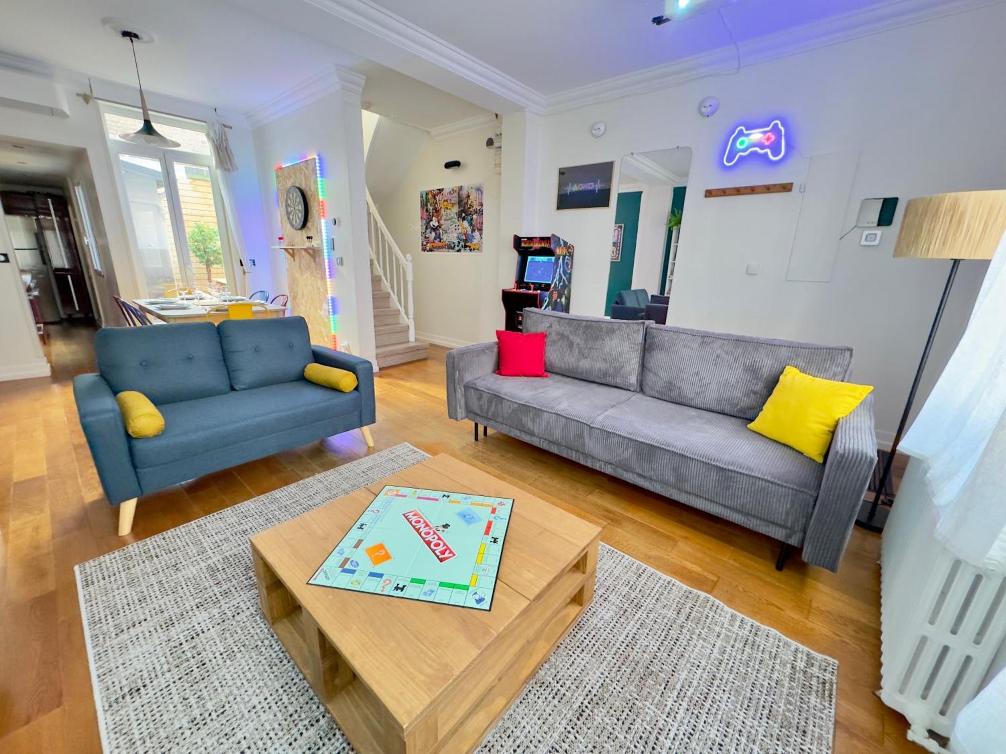Maison 3Ch - Cinema - Game Room - Parking - Gare アミアン エクステリア 写真